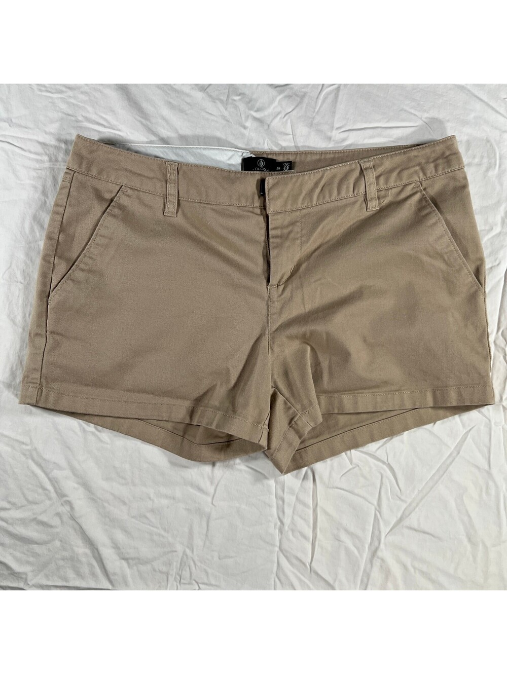 Volcom So Chickie Womens Khaki Chino Shorts Size 29 Repreve Skater